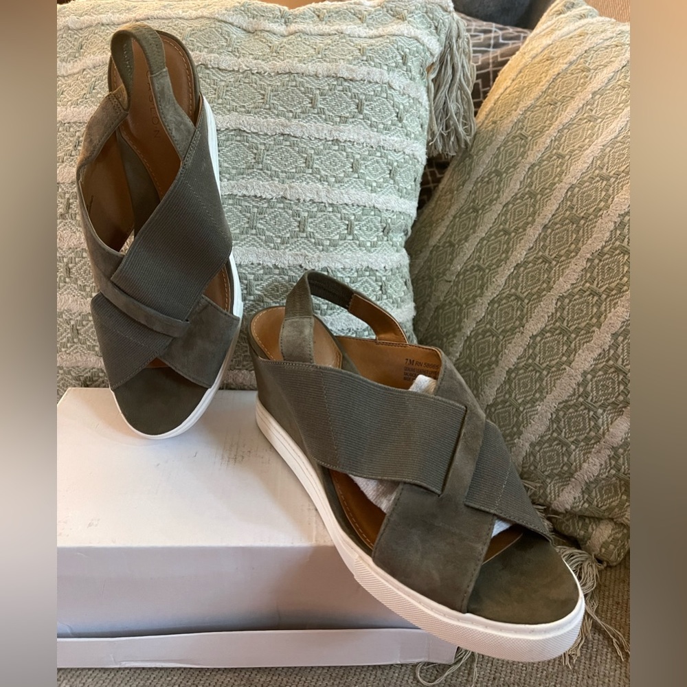 Caslon Olive Green Suede Crisscross Wedge Sandals - Picture 3 of 6